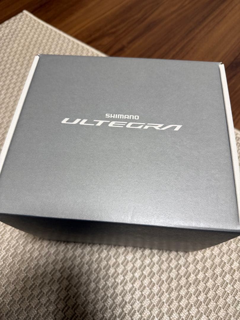 SHIMANO ULTEGRA FC-R8100 50-34クランクセット