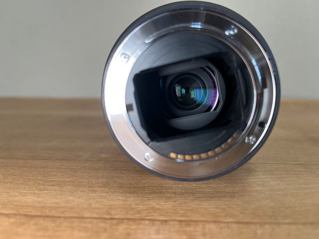 FE 24-105mm F4 G OSS ズームレンズ　SEL24105G