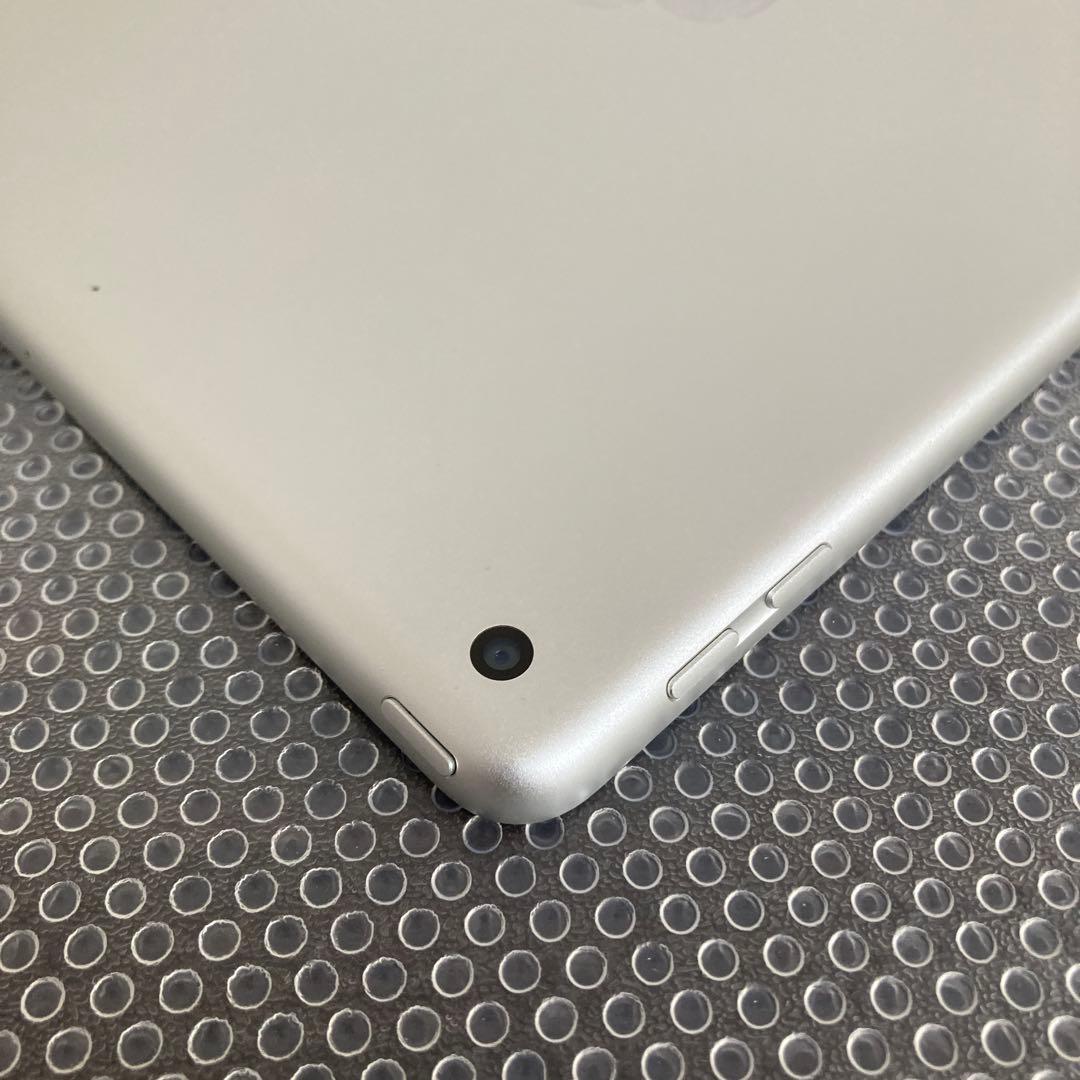 848【早い者勝ち】美品☆電池ほぼ新品☆iPad6 第6世代 32GB☆