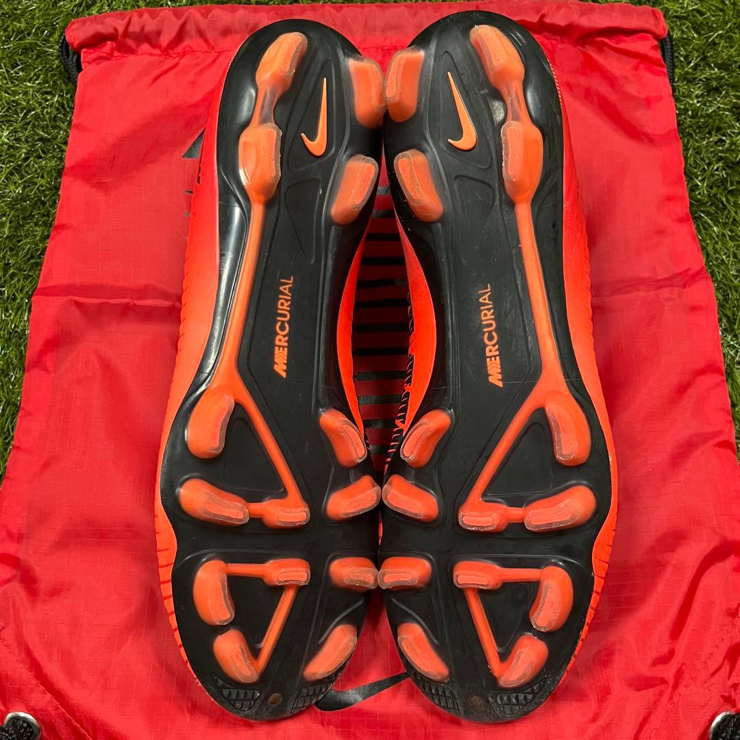 サッカースパイク ナイキ マーキュリアル ヴェイパー 11 HG-V