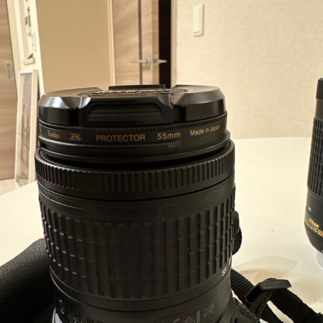 す*♪様 【美品】Nikon D5600 ダブルズームキット Camera ボデ