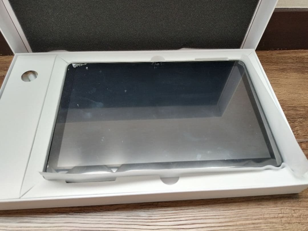 10インチ　タブレット