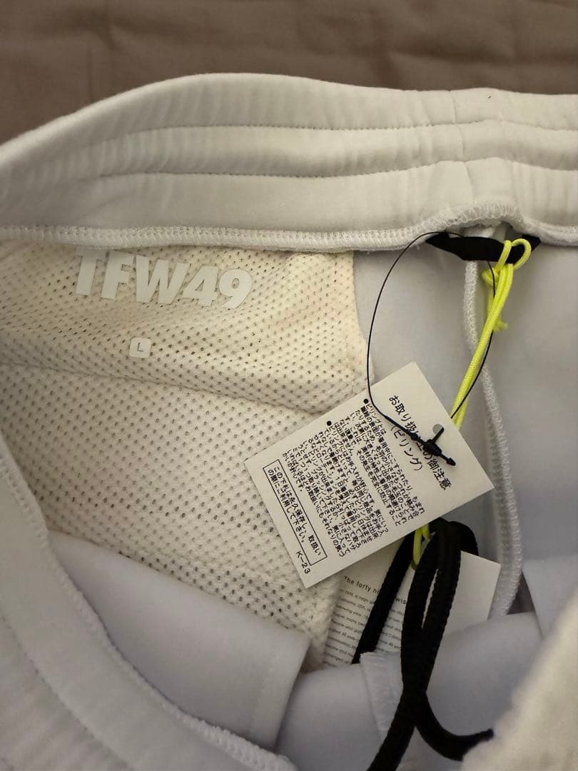 TFW49 セットアップ　ICE GREY L