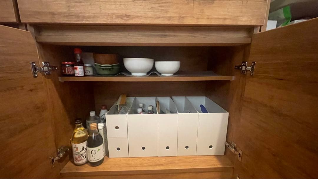 引っ越し処分　大川家具キッチンカウンターパイン色　開き扉Cube series