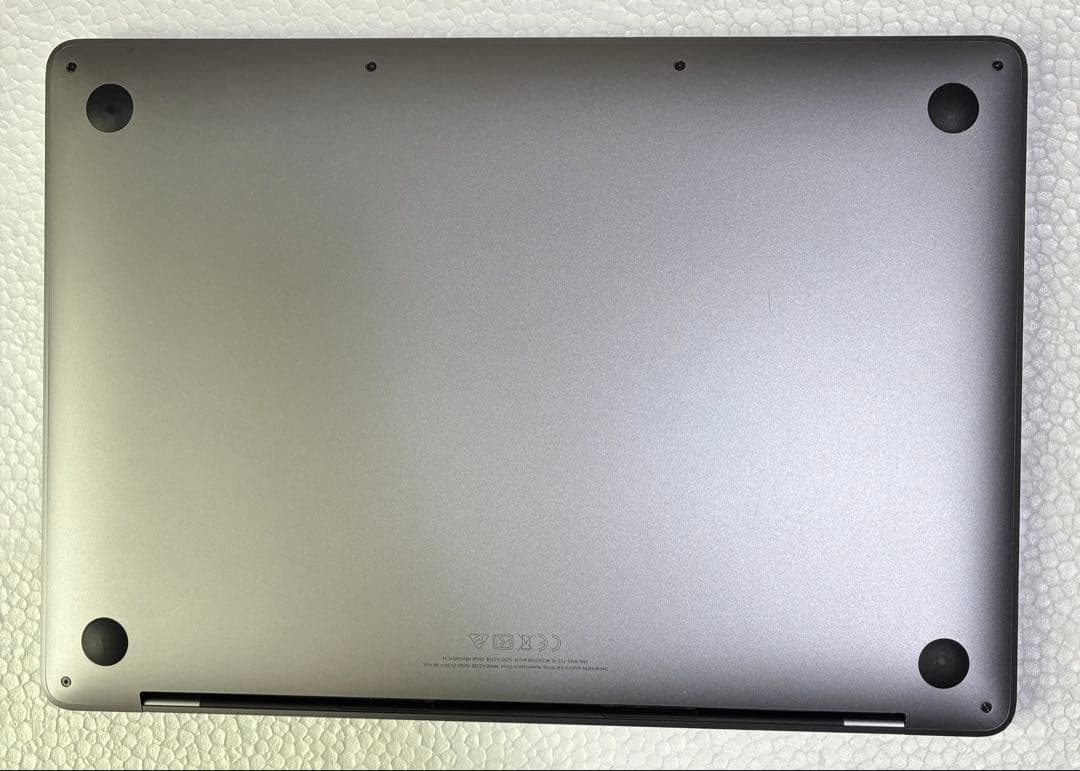 Apple MacBook Pro 13インチ M2 2022 箱付き