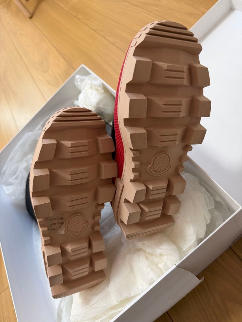 MONCLER NEUE CHELSEA HIGH ブーツ39 試着のみ