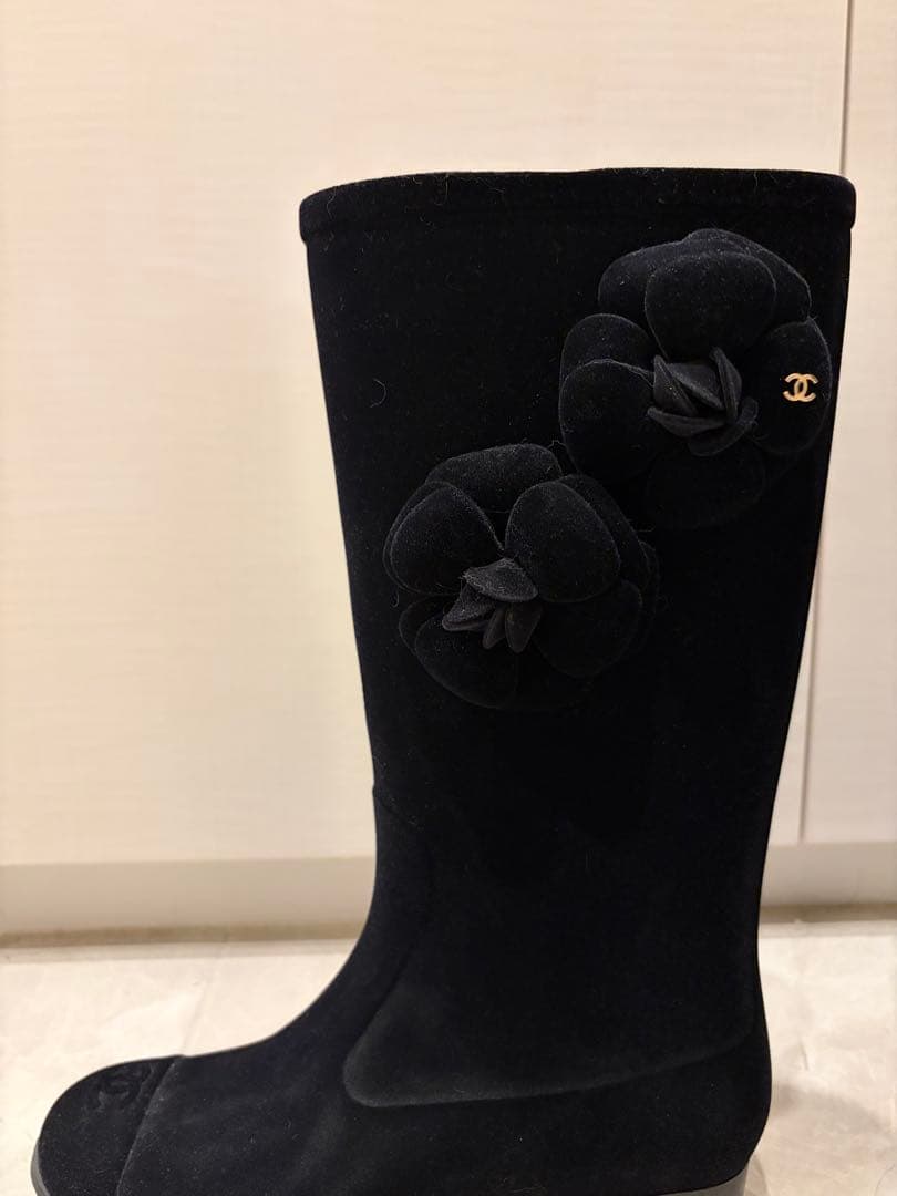 【完売】美品CHANELシャネル　レインブーツ♡ベロア22〜24cmの方に