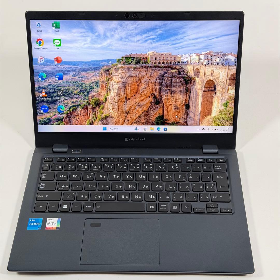 67.G83/HU 超軽量 i5-11世代 16G512G Office2024