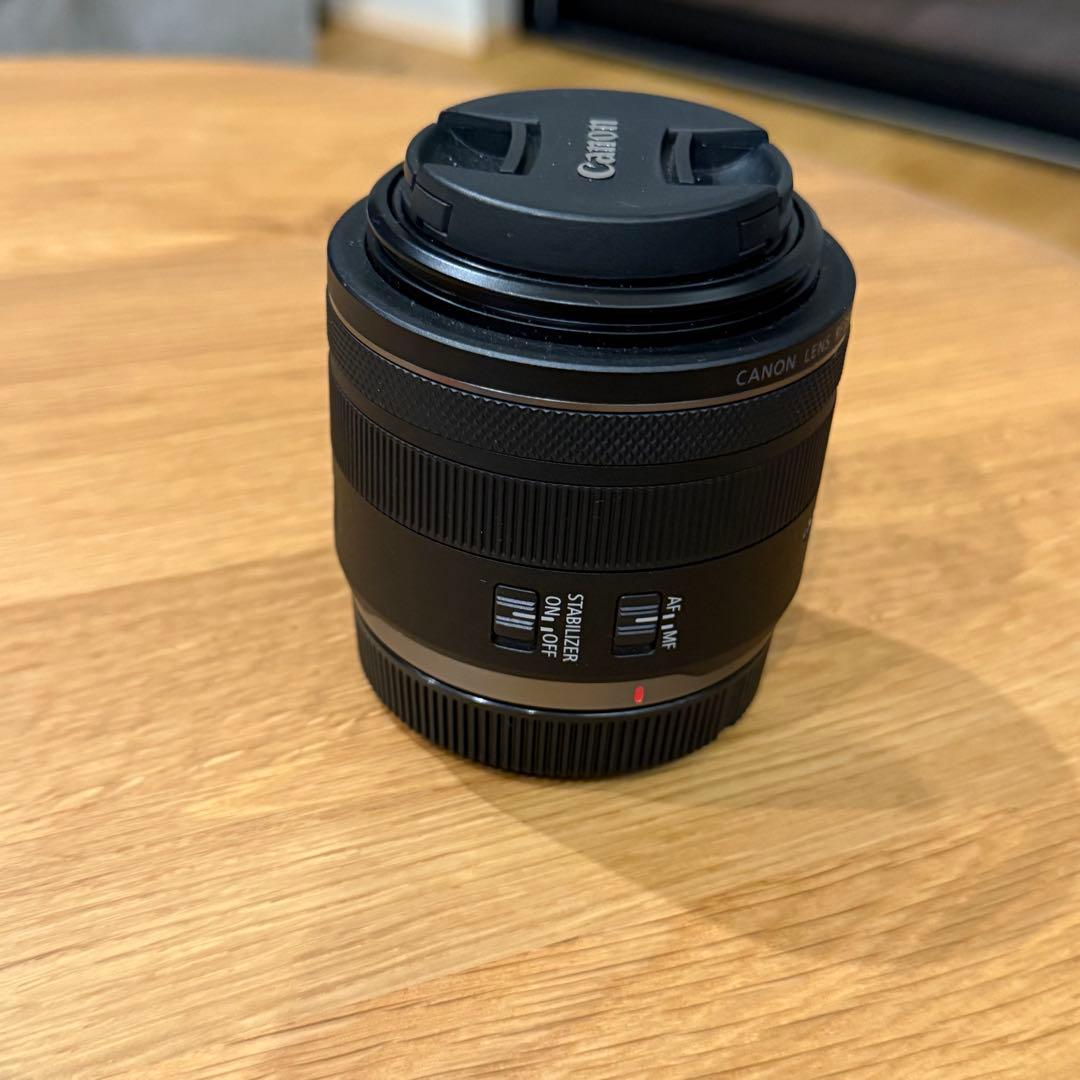 【ほぼ未使用】キャノン RF35mm F1.8 MACRO IS STM