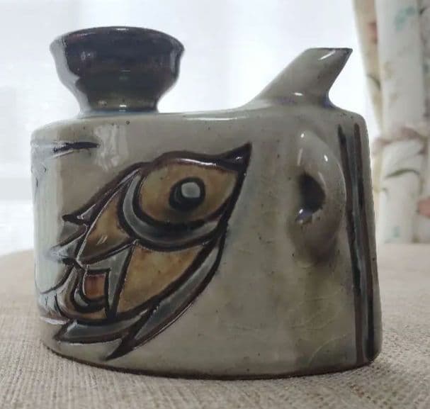 宮城須美子さん作　やちむん　壺屋焼　抱瓶