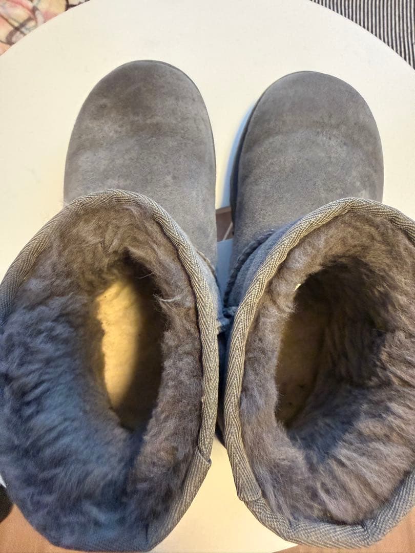 UGG ムートンブーツ　グレー