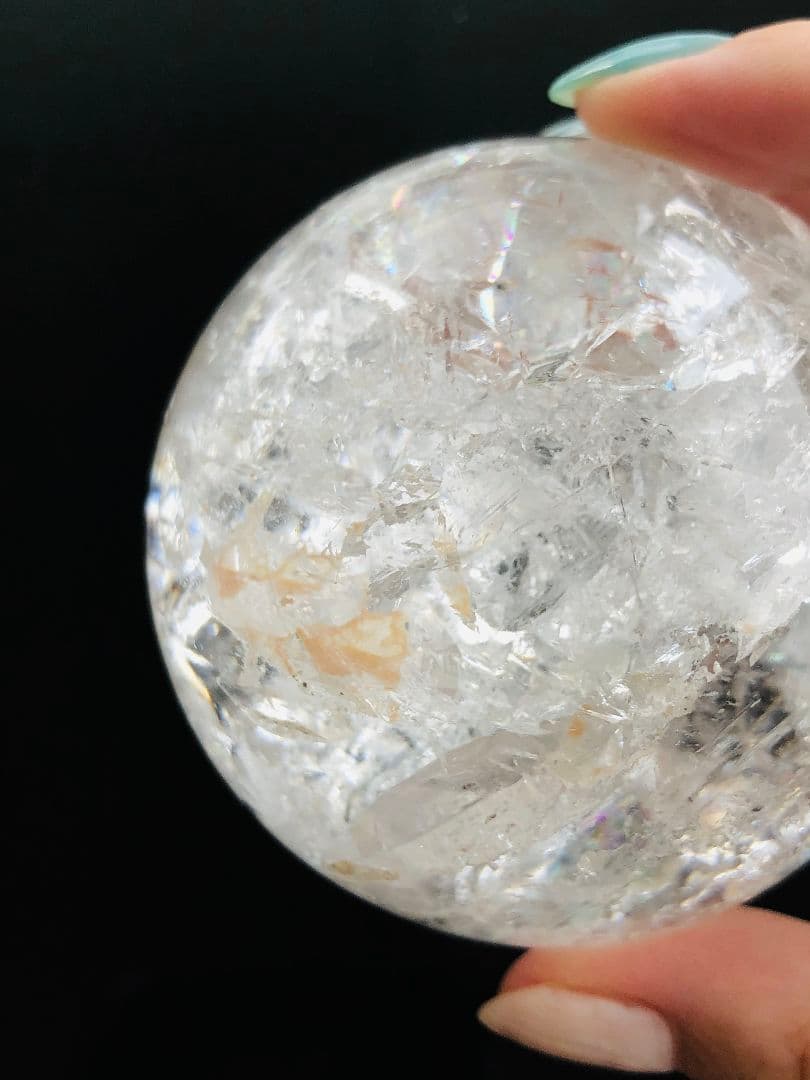 72mm！！幸せを呼ぶ♡虹入り水晶丸玉