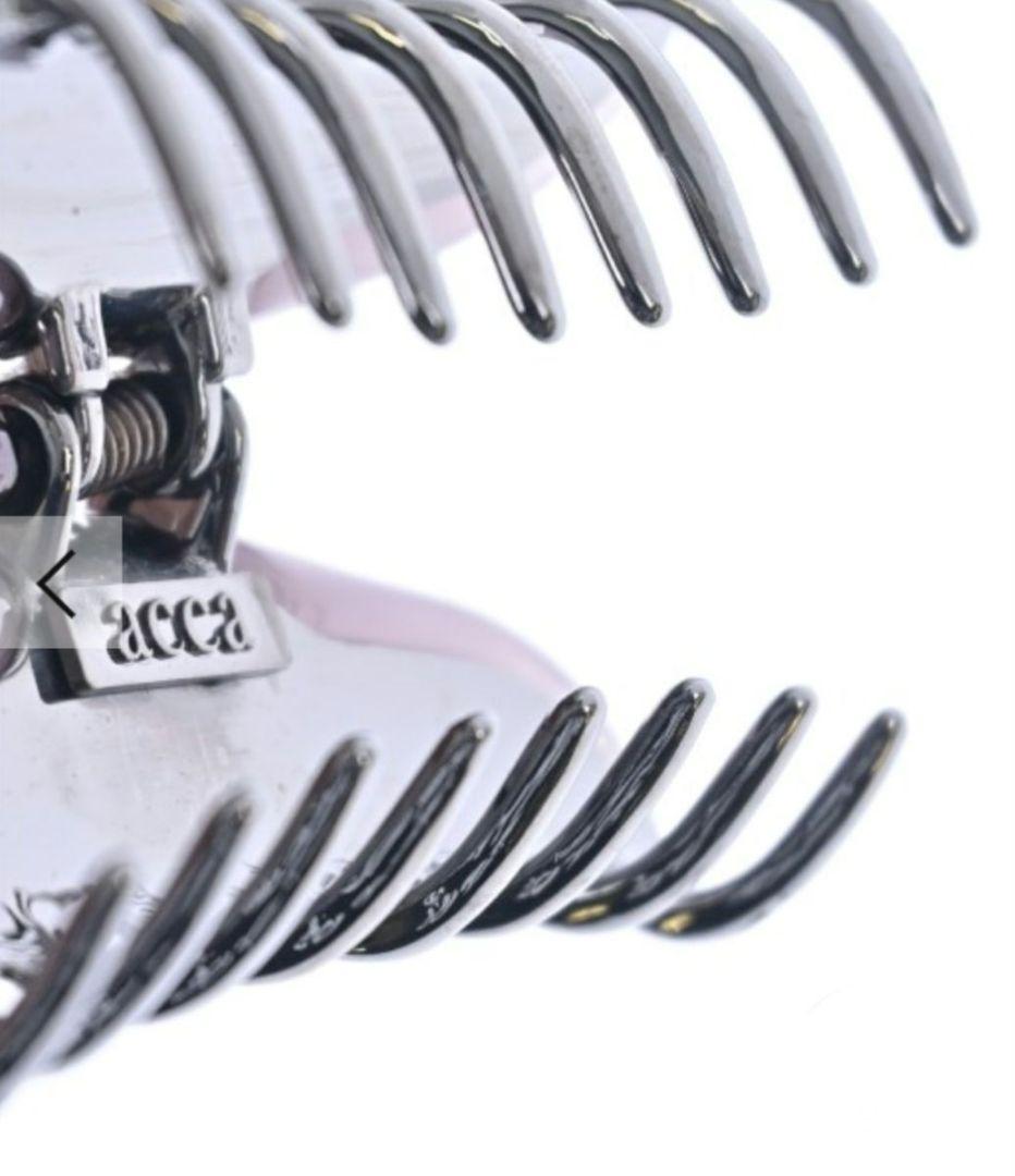 美品★アッカacca★中クリップラインストーン付き