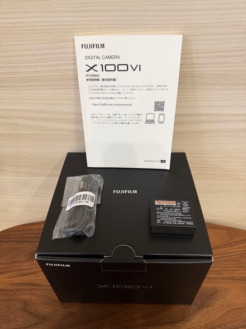 FUJIFILM X100VI BLACK〈ショット数1400〉