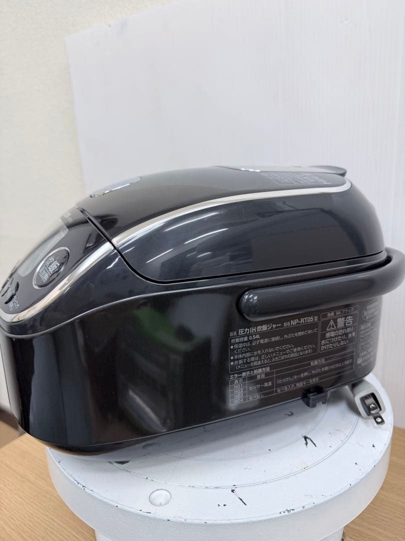 象印 Zojirushi NP-RT05 圧力IH炊飯器 3合炊き 2021年製