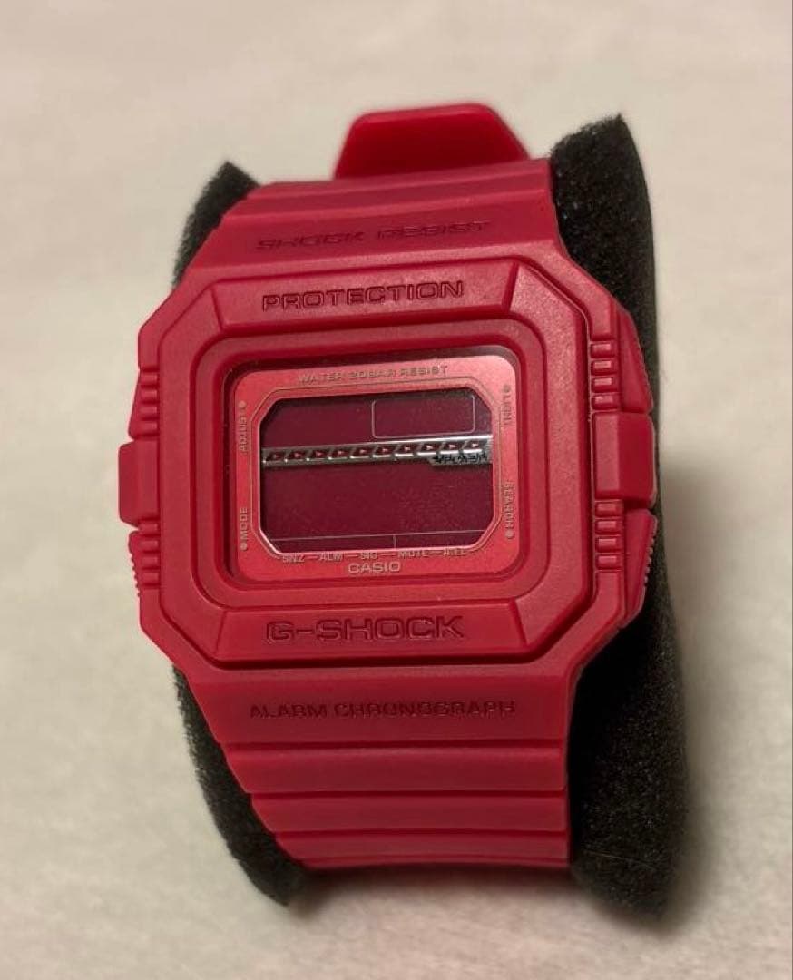 G-SHOCK ピンク 腕時計