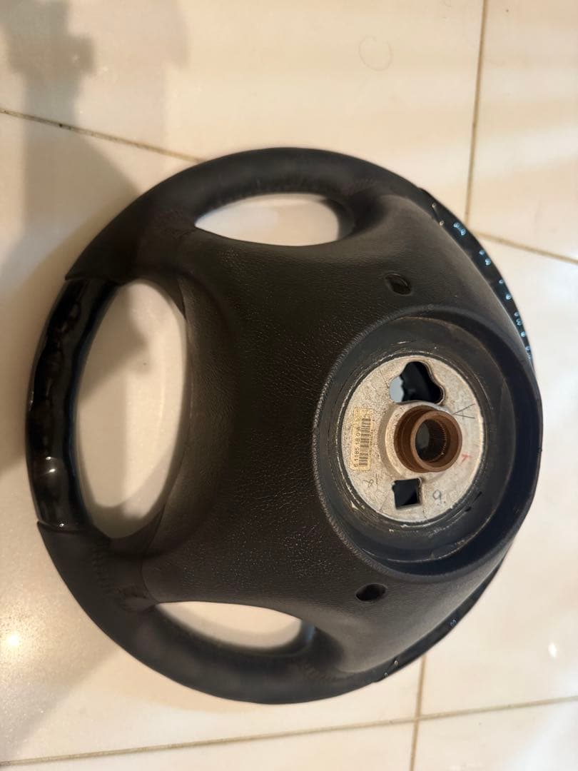 メルセデスベンツ　ステアリング　W210、W211？