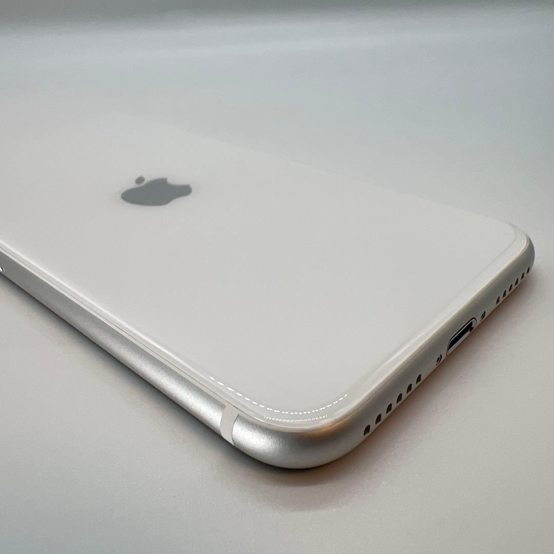 iPhoneSE2 64GB ホワイト