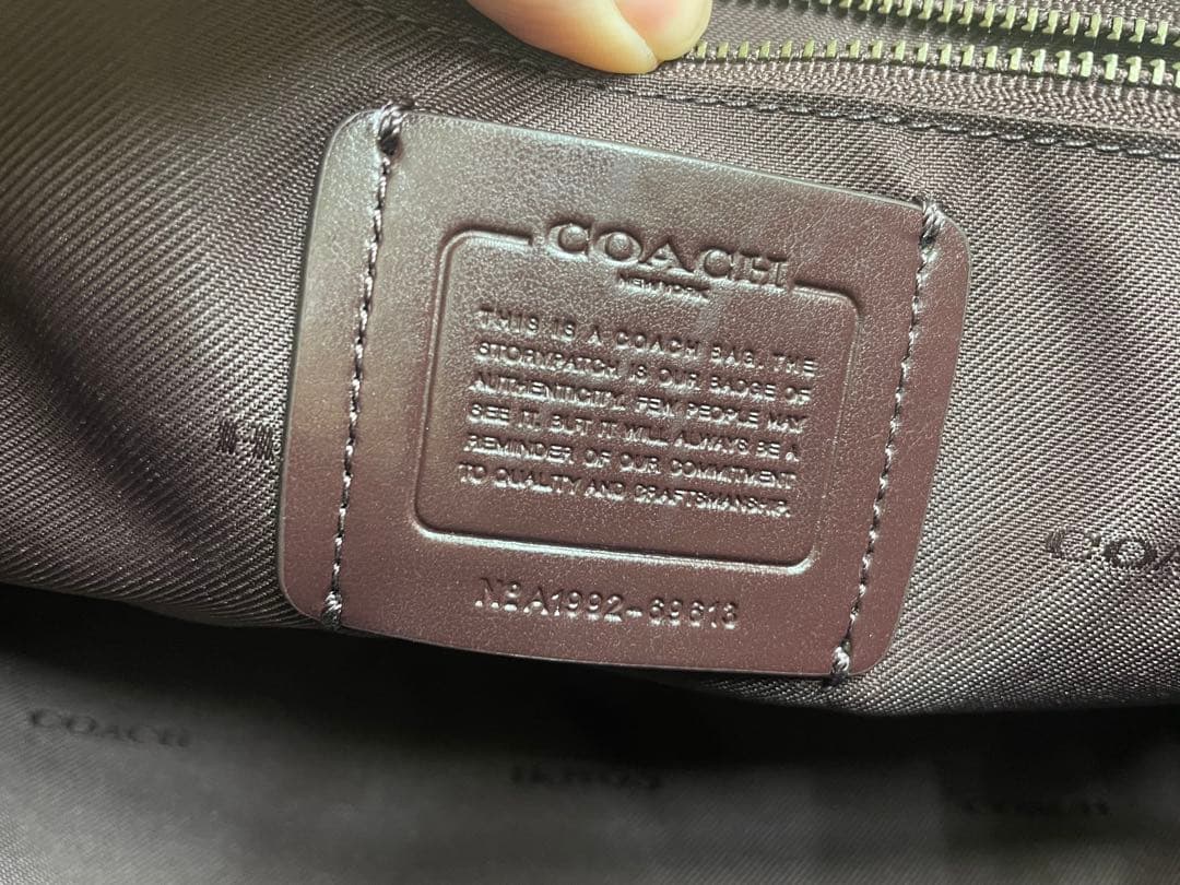 COACH ベージュ ステッチデザイン ハンドバッグ