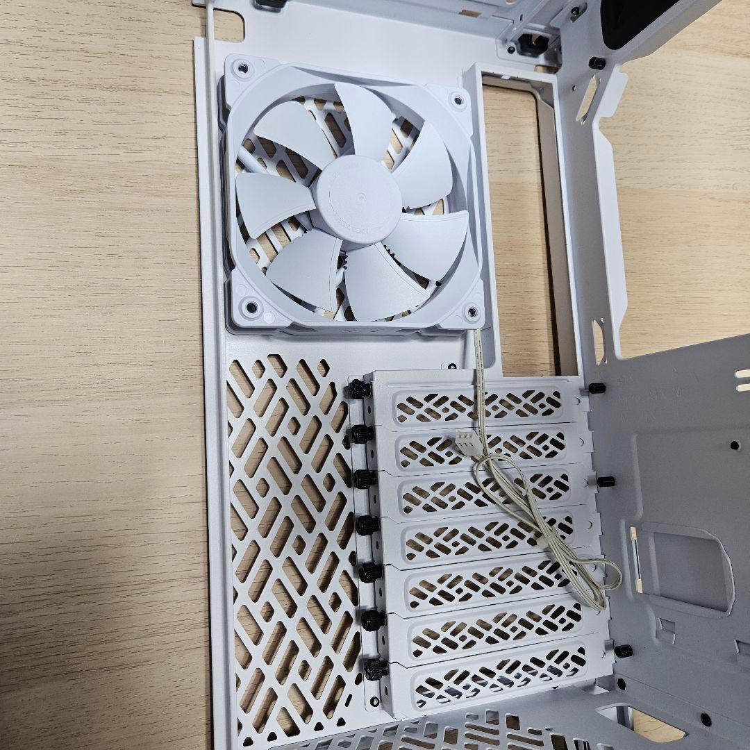 【12/17迄値下】FractalDesign Define 7 Compact