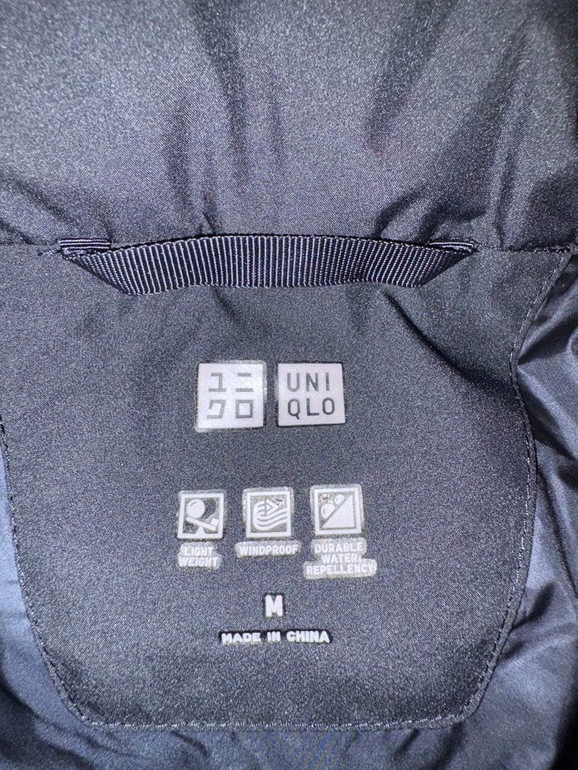 ユニクロ シームレスダウンコート 紺　XL 311-409332