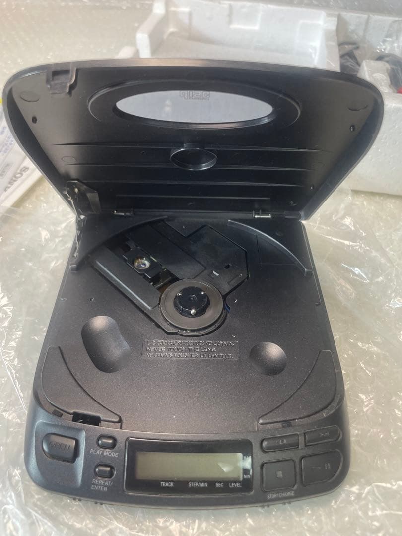 【現状品】SONY ソニー Discman D-101 ポータブルCD