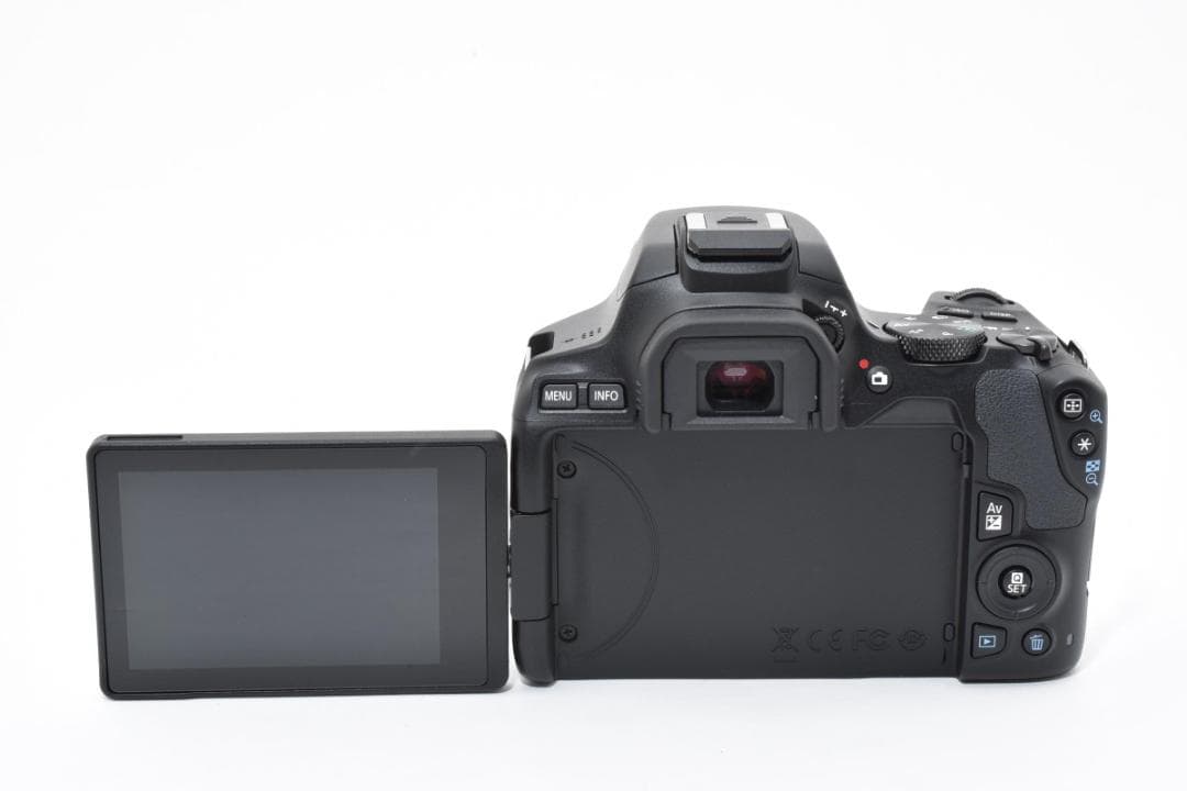 ほぼ新品 Canon EOS Kiss X10 ボディ S数107回 1413