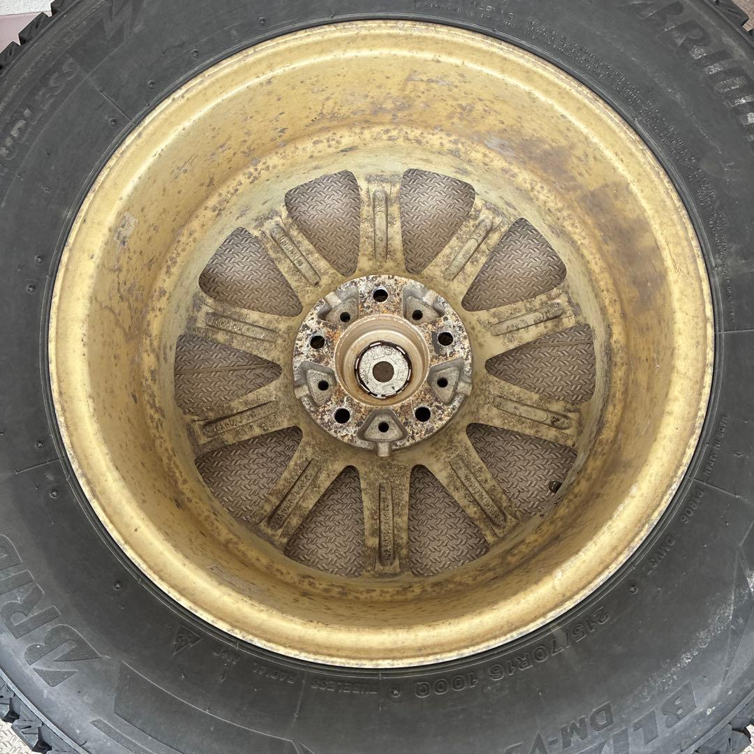 送料込　215/70R16 ブリヂストンDM-V3 スタッドレス　４本　24年製