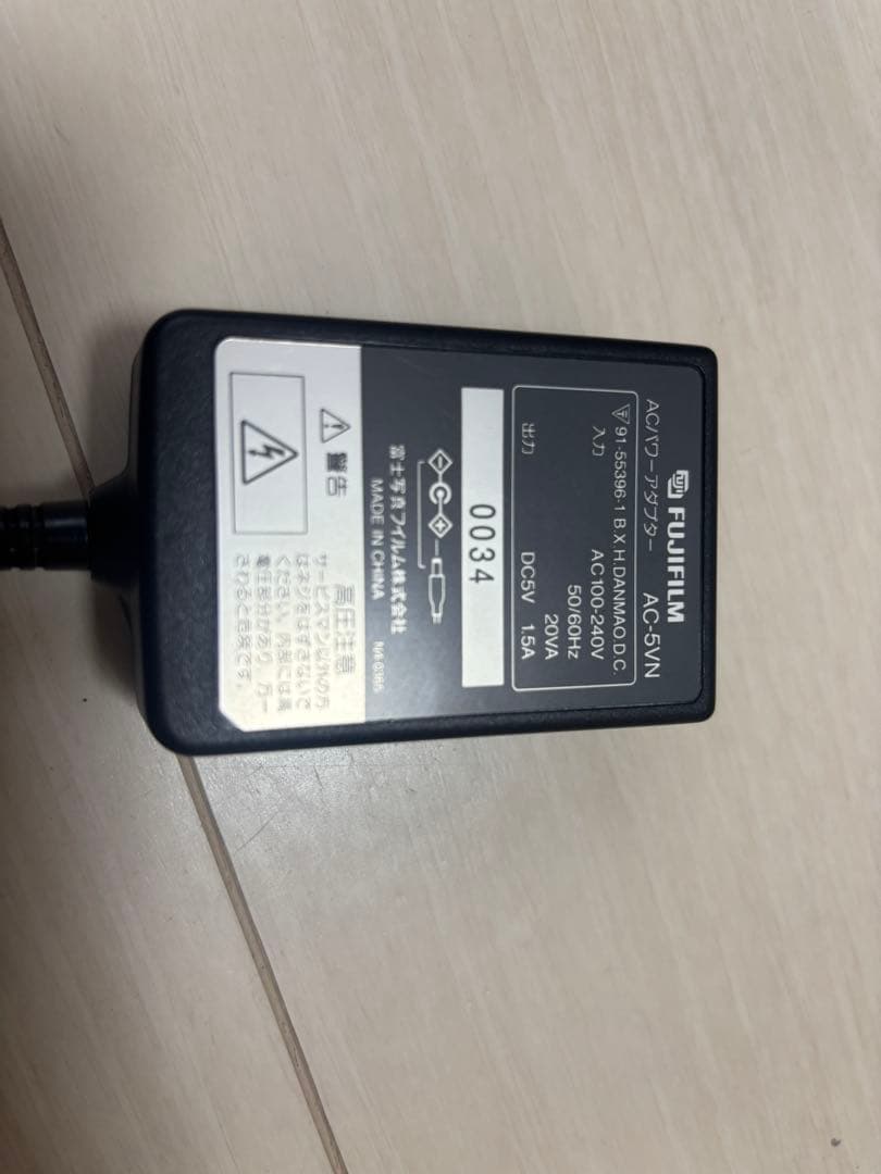 CONTAX U4R Carl Zeiss Tessar T* バッテリー無し