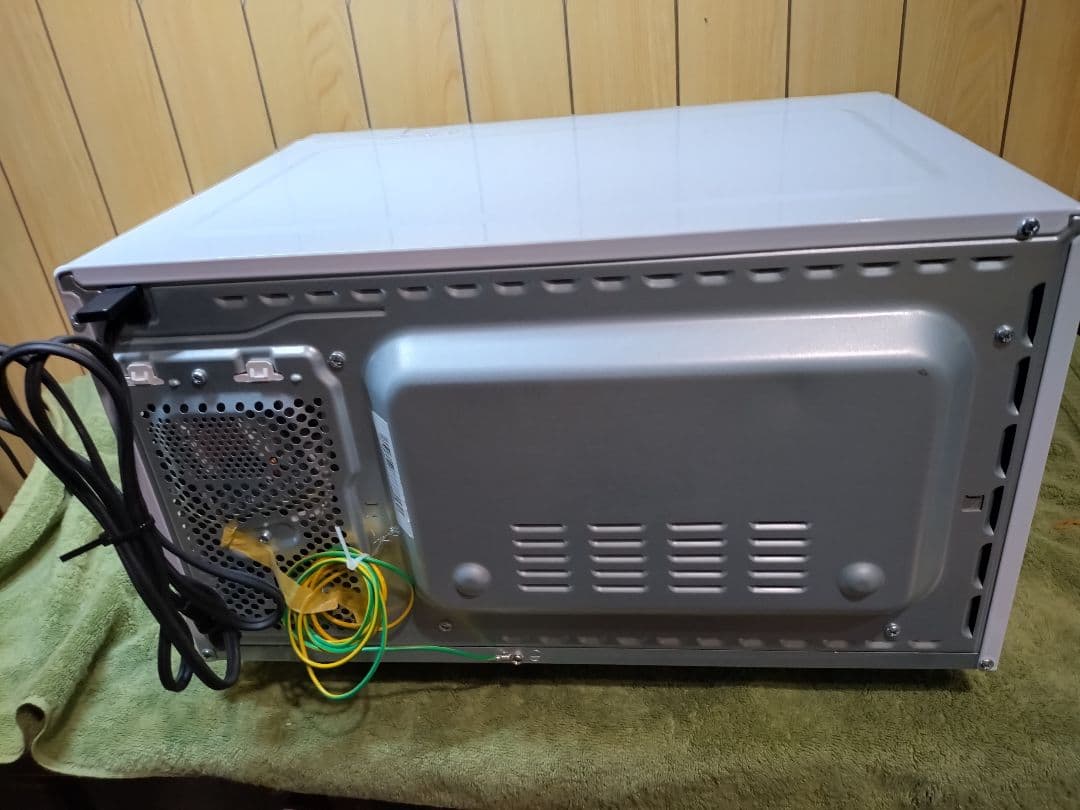 シャープ　 オーブンレンジ 庫内フラットテーブルRE-SS7A-W 2020年製