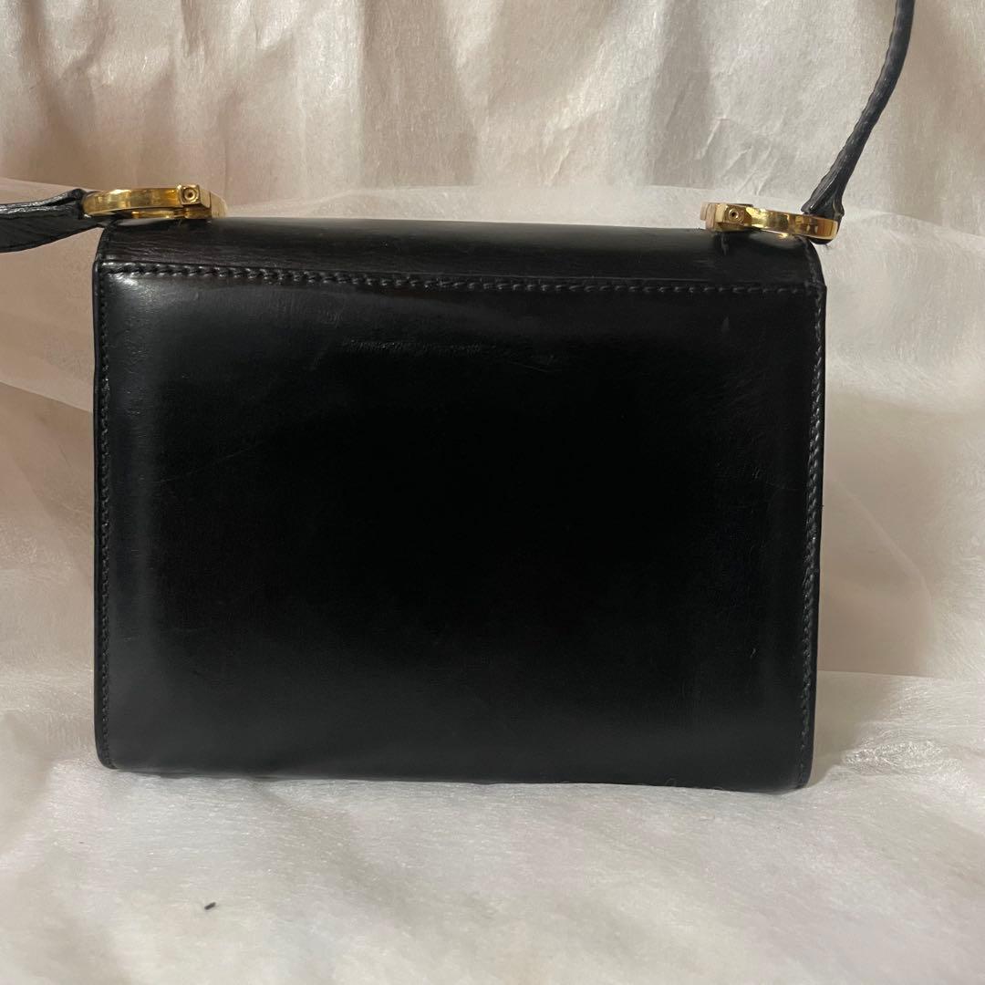 フェラガモ　ガンチーニ　ミニショルダーバッグ