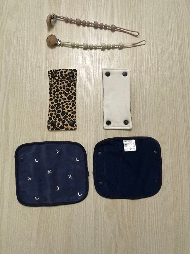 BABY BJORN ベビーキャリアMOVE エアリーメッシュ　ヒョウ柄