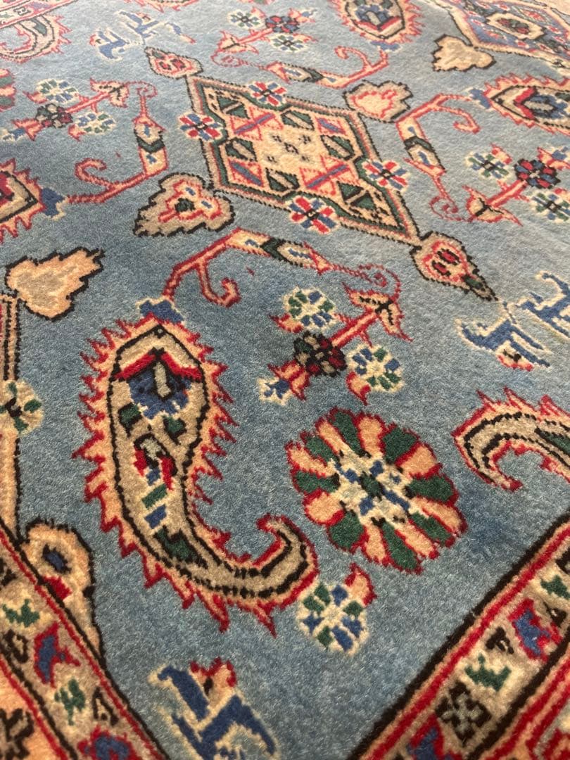 パキスタン手織り絨毯　 ウール　アクセントラグ 　size:132×81cm