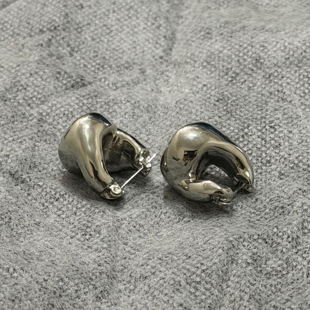 ISSEY MIYAKE （イッセイミヤケ）　ピアス