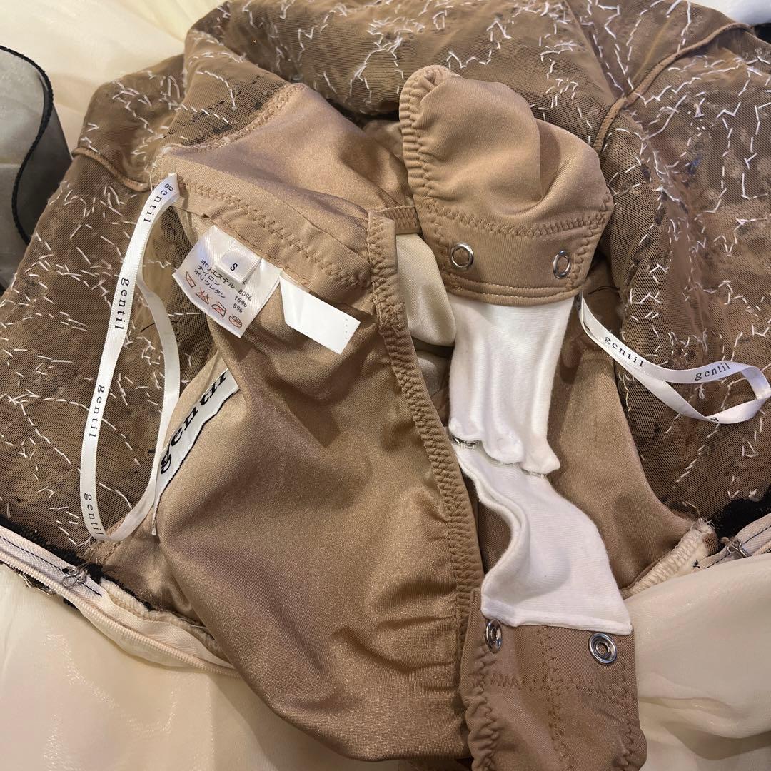 社交ダンス　ドレス ジャンティ クリーム　黒　ブラック　スタンダードドレス