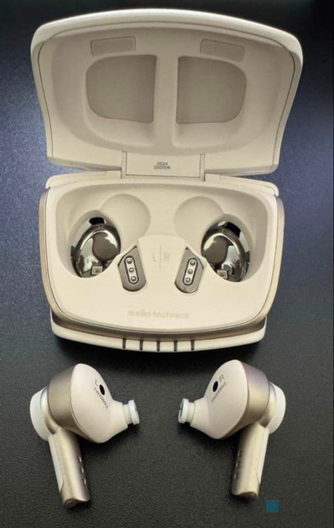 オーディオテクニカ　ATH-TWX9MK2 ホワイト　美品