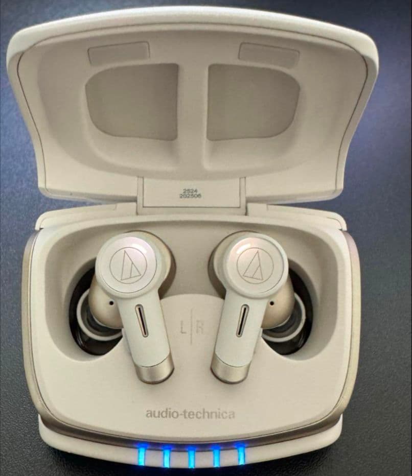 オーディオテクニカ　ATH-TWX9MK2 ホワイト　美品