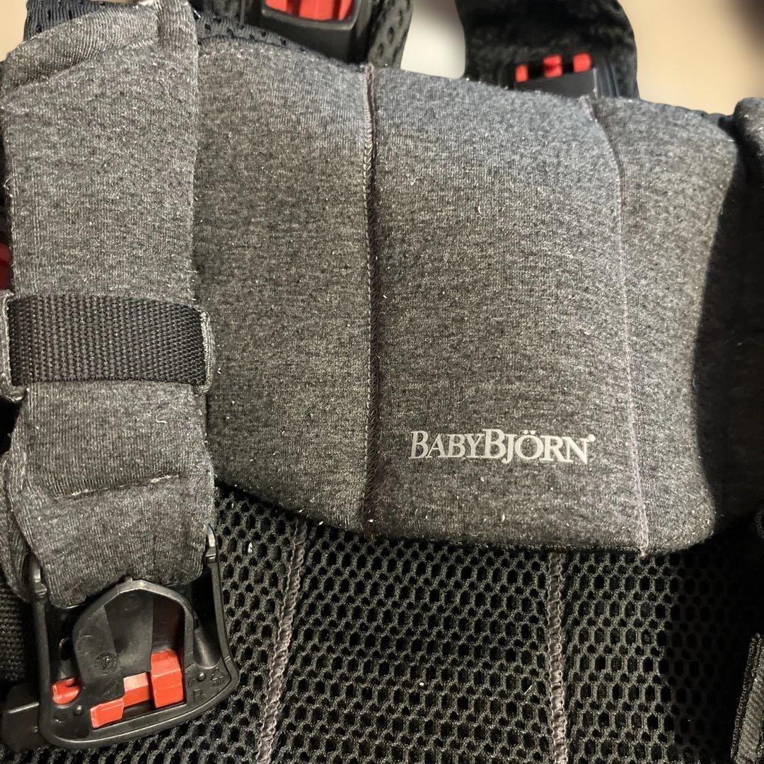 ベビービョルン 抱っこ紐　ハーモニー(黒)