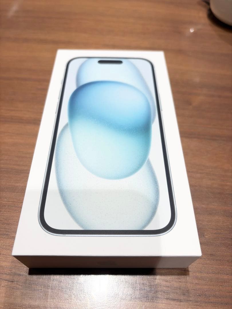 iPhone 15 ブルー 128GB SIMフリー 美品
