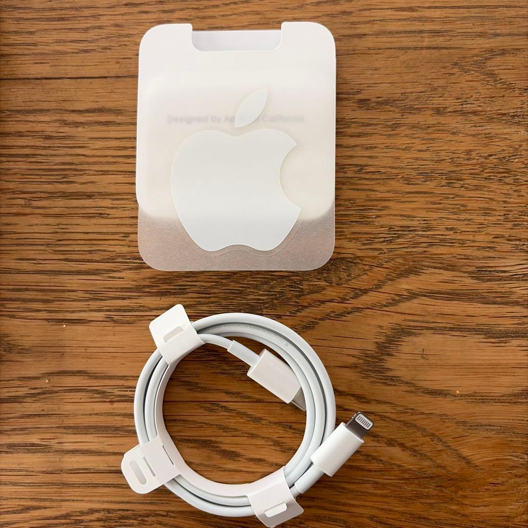 iPhone 13 256GB ホワイト SIMフリー 箱・ケーブル付き