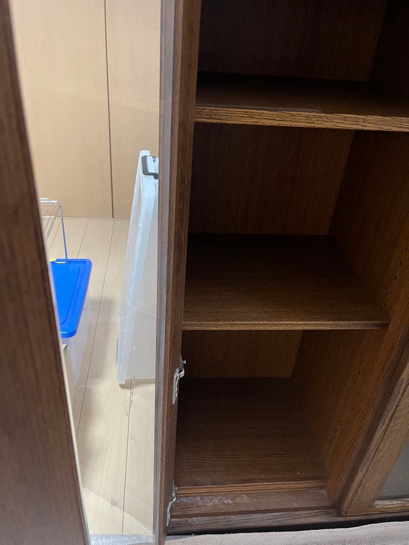 ラスト値下げ！ガラス扉付き木製本棚 5段✖️2（愛媛発です）