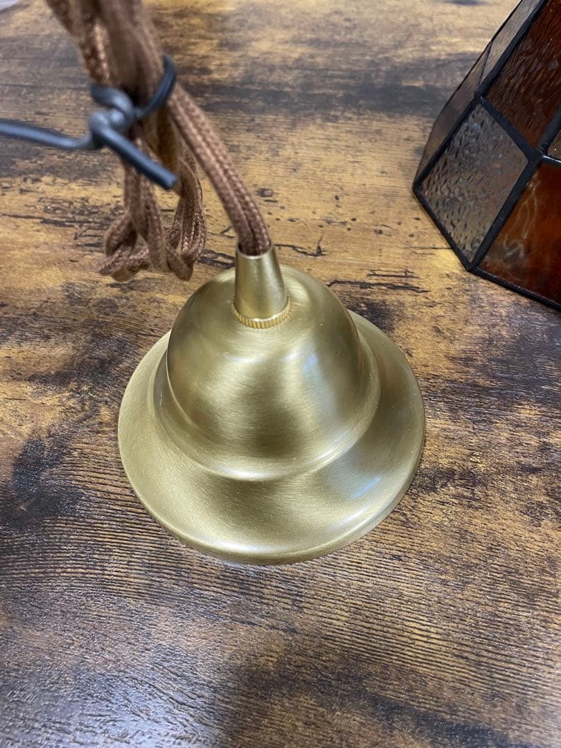 ステンドグラス風ペンダントライト　4個セット