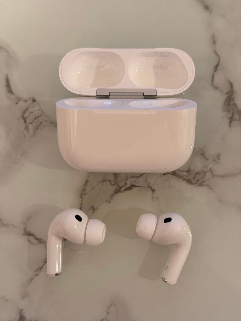 AirPods Pro 3本体 ワイヤレス充電対応箱付き