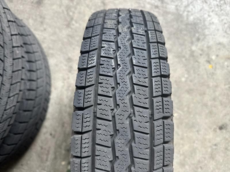 軽トラック、軽ワンボックス用　145/80Ｒ12　スタッドレス　送料無料