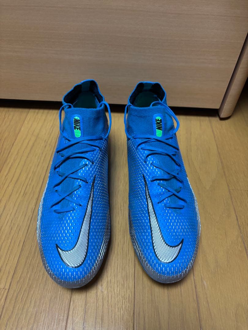 Nike ファントム　GTエリートFG