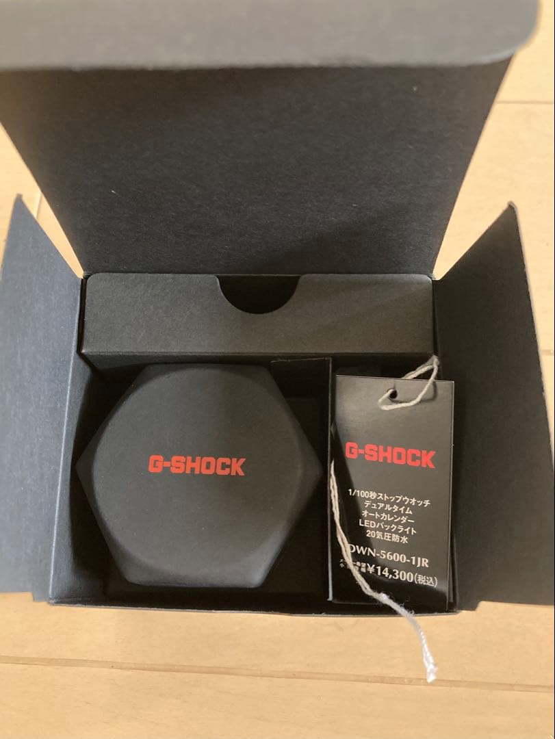 CASIO G-SHOCK nano DWN-5600-1JR ブラック 黒