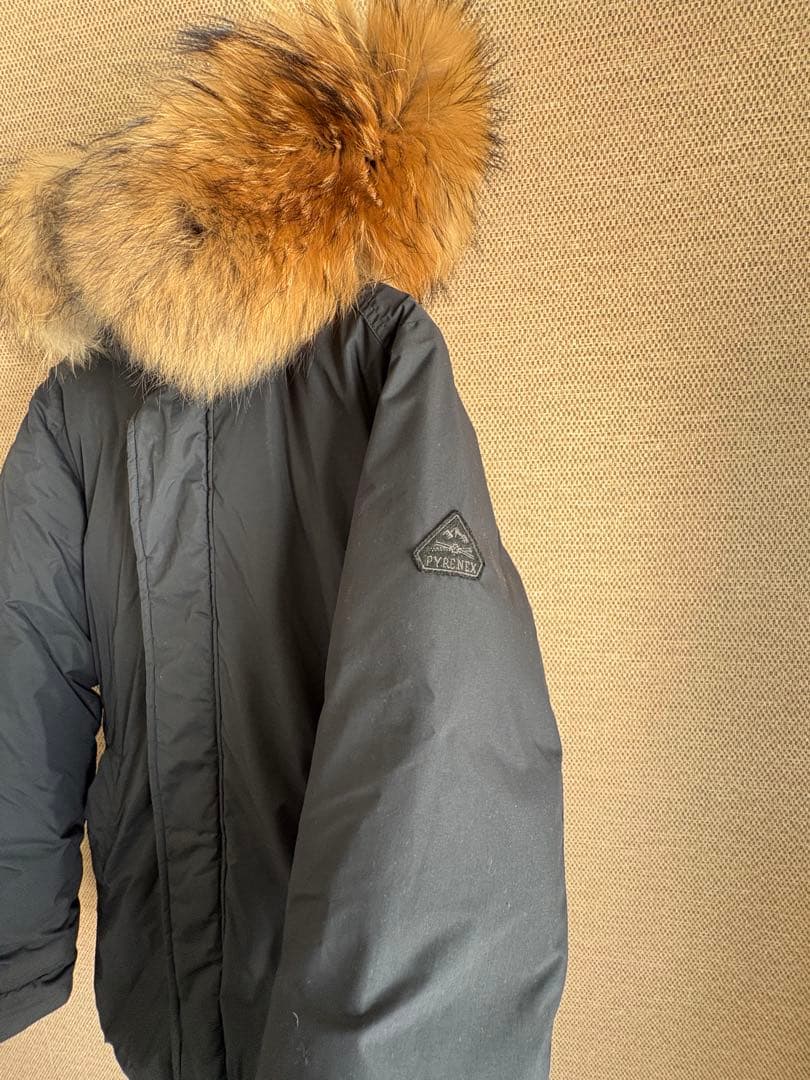 PYRENEX ブラックダウンジャケット　Sサイズ