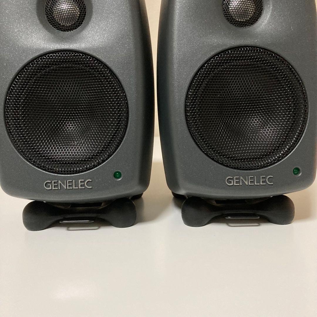 GENELEC 8010A モニタースピーカー　ペア