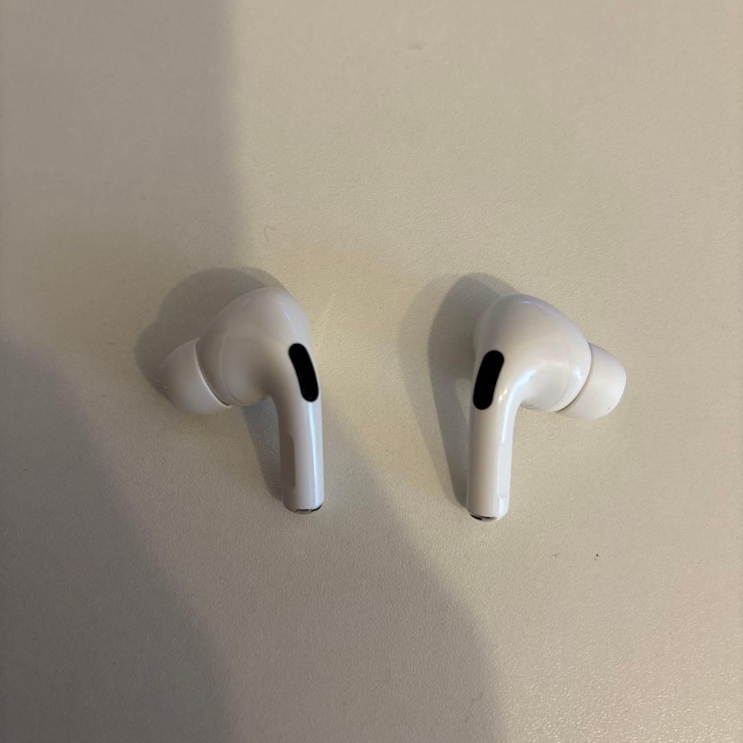 【美品】AirPods pro 第1世代