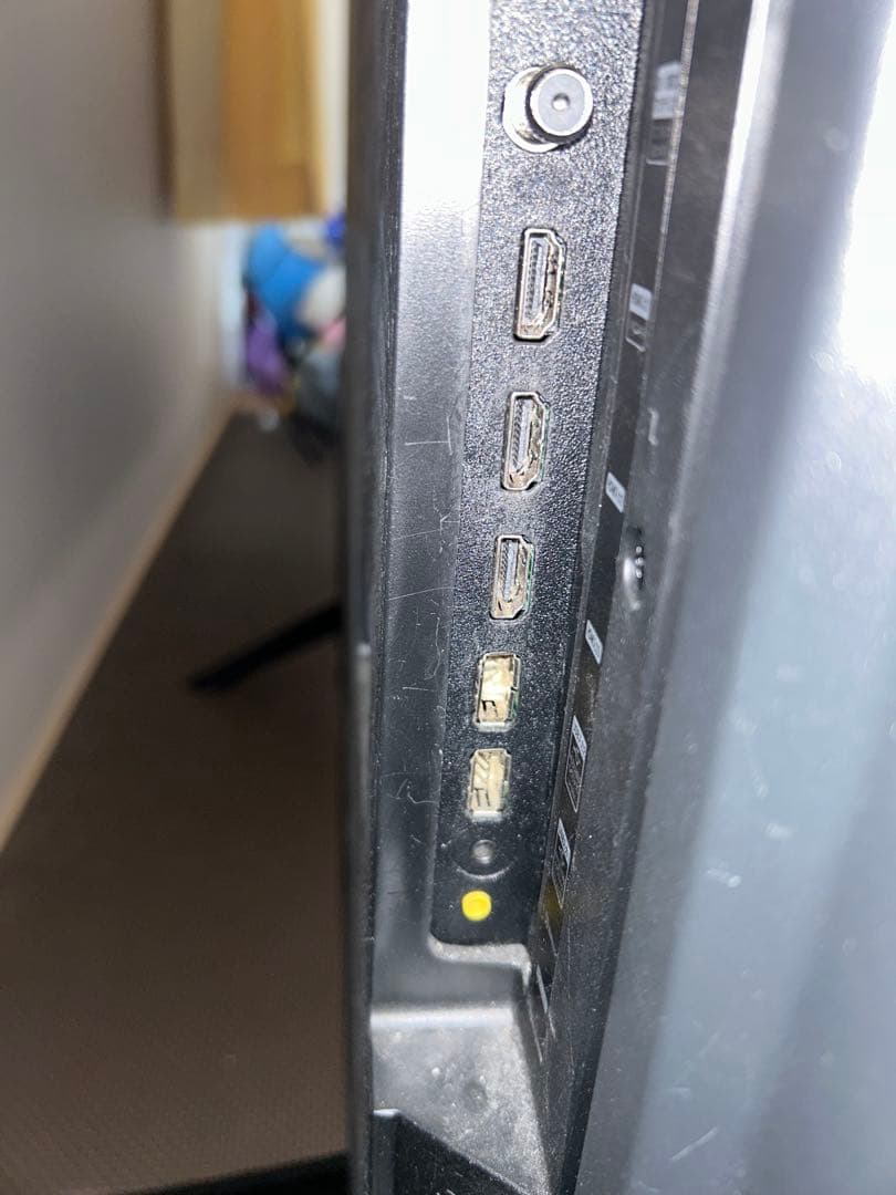 Hisense テレビ　75インチ